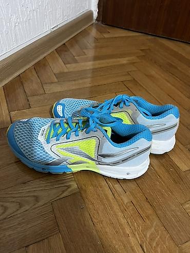 opposite vrsac: Reebok patike za trčanje ocuvane - Veličina: EU 41,5 / US 8,5 / UK — 1