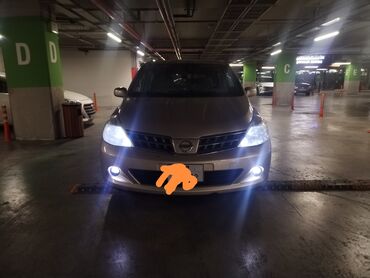 nişan tida: Nissan Tiida: 1.5 l | 2012 il Hetçbek