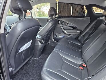 Hyundai: Hyundai Grandeur: 2.2 l | 2014 il Sedan — 6