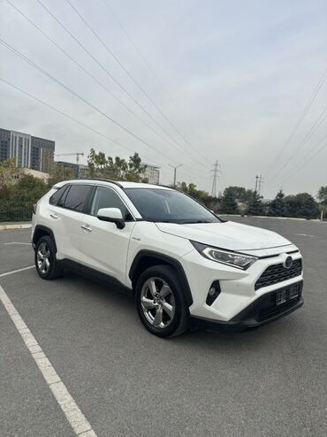 грузовой мерседес бенс: Toyota RAV4: 2018 г., 2.5 л, Автомат, Гибрид, Кроссовер