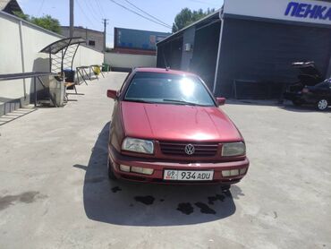 вента дизель: Volkswagen Vento: 1997 г., 1.8 л, Механика, Бензин, Седан