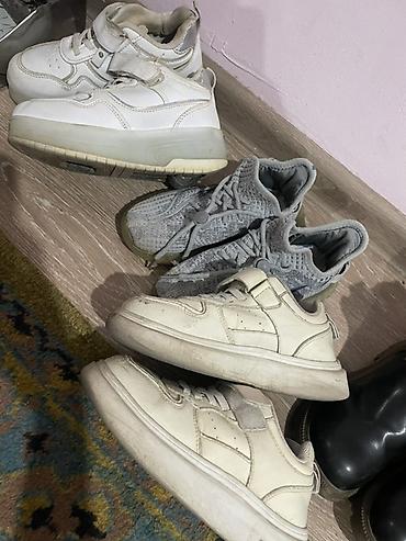 clarks обувь: Детская обувь набором Размер 32 и один для мальчика 33 все черные 300с — 1