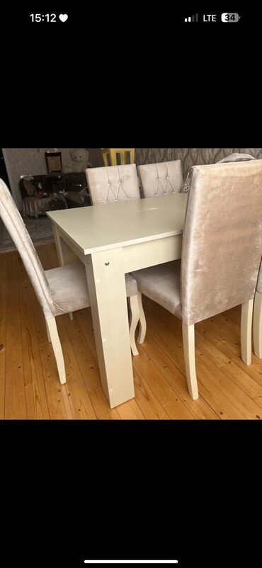 aplle 6: Qonaq otağı üçün, İşlənmiş, Açılmayan, Kvadrat masa, 6 stul