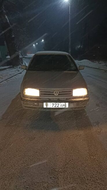 вента волсваген: Volkswagen Vento: 1993 г., 1.8 л, Автомат, Бензин, Седан