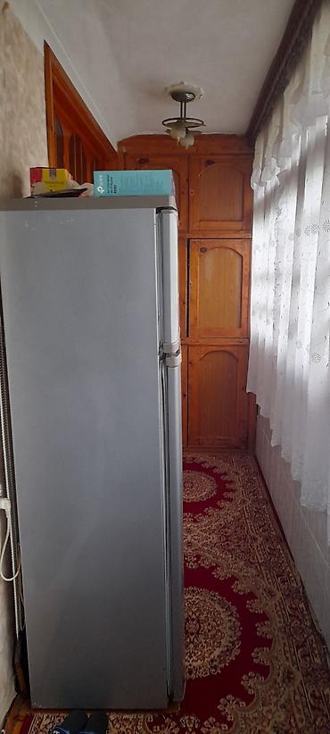 salyanda evler: 3 otaqli ev satilir 5 mertebenin 1 ci mertebesi 9 nomreli mektebin — 6