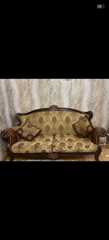 Sifarişlə çarpayılar: Divan, İşlənmiş