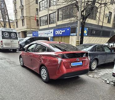 prius plus: Toyota Prius: 2018 г., Гибрид, Лифтбек — 2