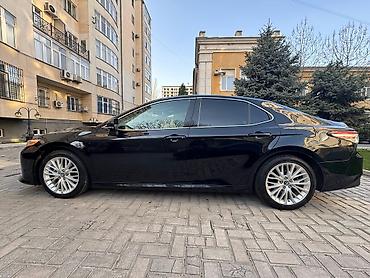 corolla 2004: Toyota Camry: 2018 г., 2.5 л, Бензин, Седан — 5