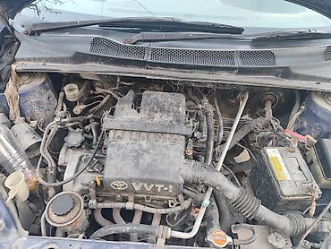 Toyota: Toyota Vitz: 2000 г., 1 л, Автомат, Бензин, Хэтчбэк — 5