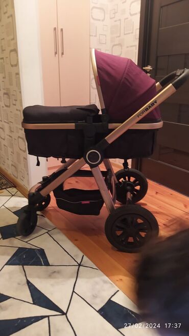 коляска for baby: For baby kalyaska 90 azn prablemi yoxdu yaxsi vezoyyetdedi bir tek