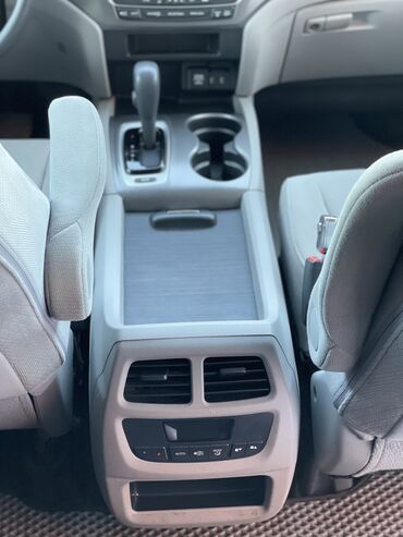Honda: Honda Pilot: 2018 г., 3.5 л, Автомат, Бензин, Внедорожник — 10