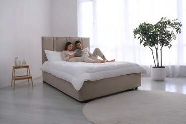 кровать токмак: Кровать с мягким изголовьем Мелиса. Изголовье имеет вертикальную