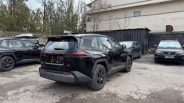 Toyota: Toyota RAV4: 2026 г., 2 л, Вариатор, Бензин, Внедорожник — 8