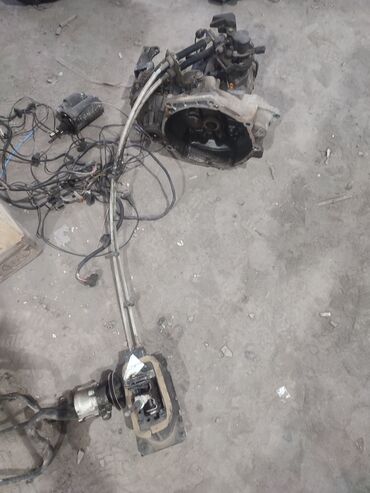 Коробки передач: Коробка передач Механика Volkswagen 1992 г., Б/у, Оригинал, Германия — 8