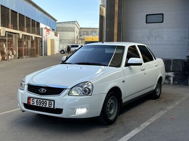 ВАЗ (ЛАДА): ВАЗ (ЛАДА) Priora: 2017 г., 1.6 л, Механика, Бензин, Седан — 3