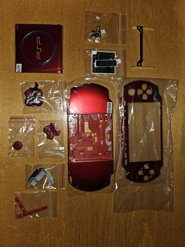 Техника для кухни: Новый корпус для Sony Playstation Portable в цвете radinant red