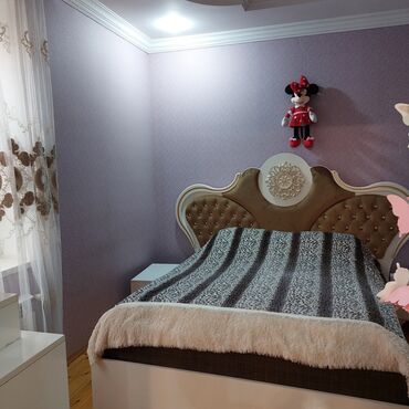 Həyət evləri və villaların satışı: Əmircan qəs. 7 otaqlı, 2 kv. m, Orta təmir — 8