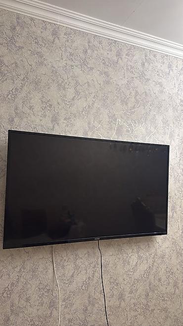 145 ekran smart tv. Satılır 450 azn. 2 cür pultu movcuddur. Ünvan