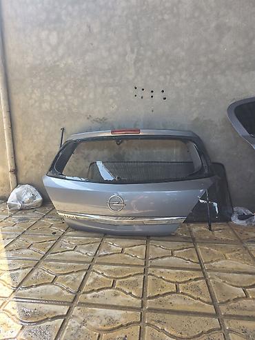star stop: Opel Astra H(hatchback) üçün arxa baqaj qapağı - Model: Opel Astra J — 1