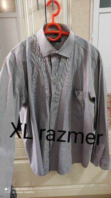 Köynəklər: Təcili satilir. Kişi Köynəklər hər biri 7 man.her bir köynəyin şekli — 12