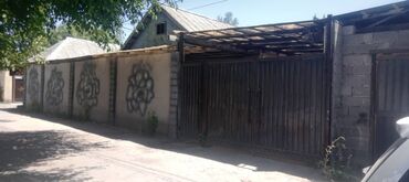 ипотечные дома в бишкеке: Үй, 60 кв. м, 3 бөлмө, Менчик ээси, Эски ремонт