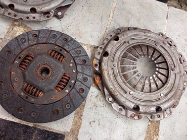 Porşenlər: Opel Astra . G hecbekin ehtiyyat hisseleri satılır . hamısı yaxşı — 15