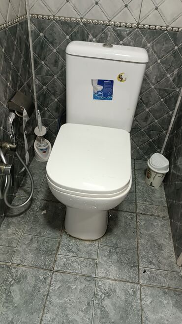 kubik ölçüsü: Kombinə edilmiş unitaz komplekti - Model: CARDINAL (etiketdə