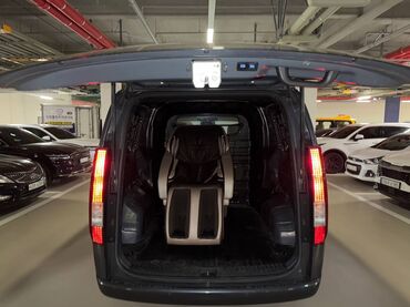 Hyundai: Hyundai Staria: 2022 г., 2.2 л, Автомат, Дизель, Минивэн — 17