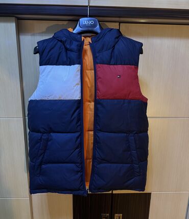 Bayram kostyumları: Jilet, Oğlan üçün, 10 - 12 yaş, Tommy Hilfiger
