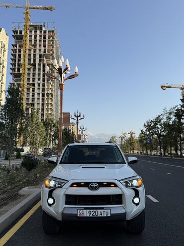 прицеп для машины бу: Toyota 4Runner: 2018 г., 0.4 - engine capacity л, Автоматтык, Бензин, Жол тандабас