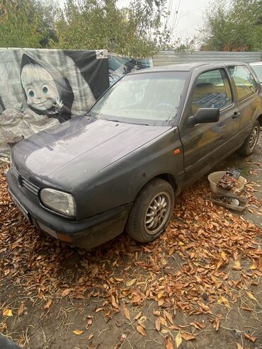 Volkswagen: Volkswagen Golf: 1992 г., 1.8 л, Механика, Бензин, Купе