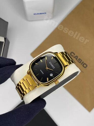 золотой серги: Стильные наручные часы, идеально подходящие для подарка и личного