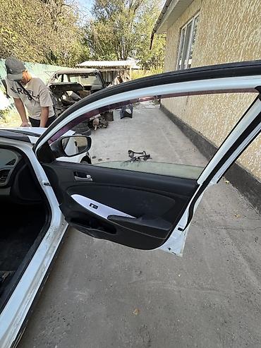 лада гранта 1: Hyundai Solaris: 2015 г., 1.6 л, Механика, Бензин, Седан — 10