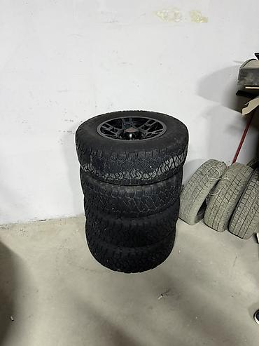 r17 honda: Комплект колес TRD для внедорожника. - Диски: фирменные литые TRD — 2