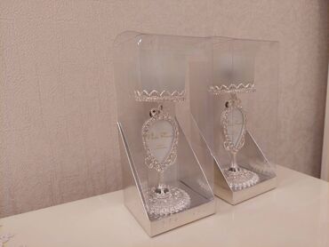 Şamdanlar: Şamdanlar. Yenidir. Sirkon qaşlarla bəzədilib. Çox nadir şamdanlardı -da lalafo.az — 12 Şamdanlar: Şamdanlar. Yenidir. Sirkon qaşlarla bəzədilib. Çox nadir şamdanlardı — 12