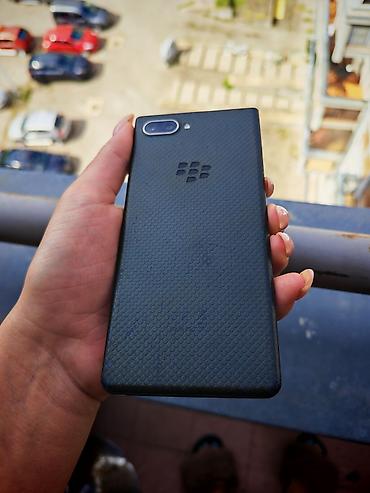 mobilni telefoni sa tastaturom: BlackBerry KEY2 LE sa fizičkom QWERTY tastaturom - Ekran na dodir — 3