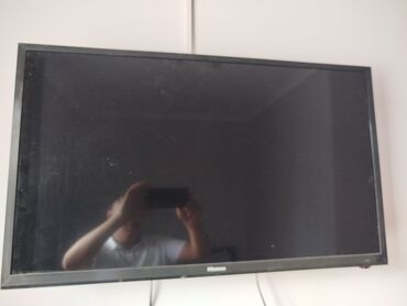 плазменные телевизоры цена: Телевизор Hisense 6шт с плоским черным экраном и тонкой рамкой
