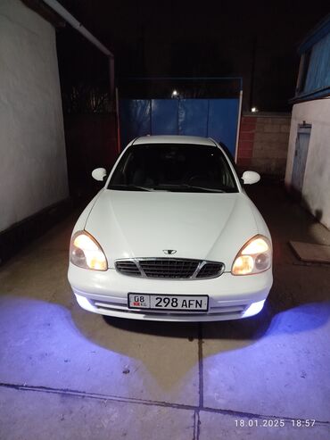 Daewoo: Daewoo Nubira: 2001 г., 1.5 л, Автомат, Бензин, Седан