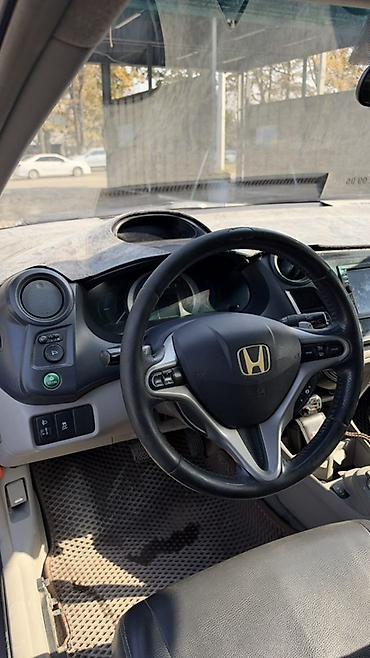byd da tang: Honda Insight: 2010 г., 1.3 л, Вариатор, Гибрид, Хэтчбэк — 6