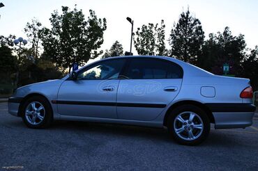 Toyota: Toyota Avensis: 1.8 l. | 2001 έ. Λιμουζίνα — 3