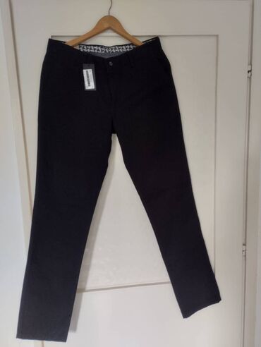 muski prsluk 4xl: NOVO Crne slim fit pantalone broj 31, poluobim struka 42cmdužina