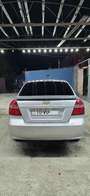 avto aksesuar kredit: Chevrolet Aveo: 1.4 l | 2010 il Sedan — 2