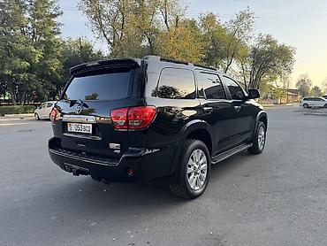 Toyota: Toyota Sequoia: 2017 г., 5.7 л, Типтроник, Бензин, Внедорожник — 4
