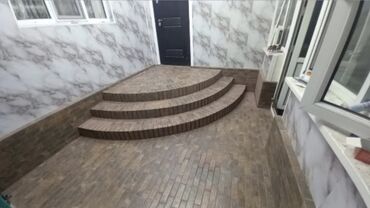 пластиковые бассейн: Предоставляю услуги по укладке плитки любого формата и сложности