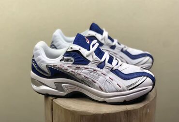 asics волейбол: Asics размер 42🔥🔥🔥