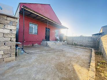 Həyət evləri və villalar: 3 otaqlı fərdi yaşayış evi - Həyətyanı sahəyə giriş: hündür daş — 6