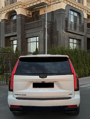 аули 80: Cadillac Escalade: 2021 г., 6.2 л, Автомат, Бензин, Внедорожник — 4