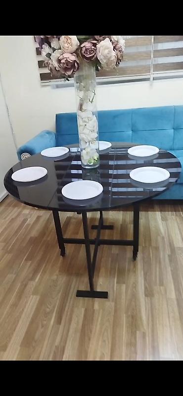 sekretar sto: Təzə Stol transformer. 150sm diametr. 
Polcha. 
Qiymət 280 azn start — 1