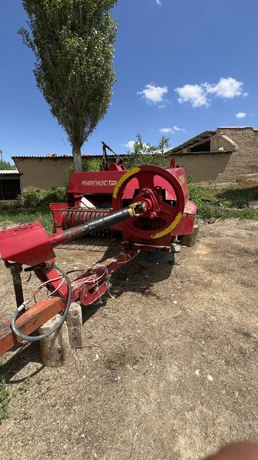 сельхозтехника бу: Продается пресс подборшик кыргызстан очень хорошим состоянии на работу