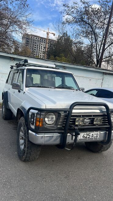 продаю марч: Nissan Patrol: 1994 г., 4.2 л, Механика, Бензин, Внедорожник